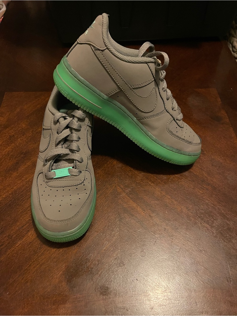 Nike Air Force 1 Low Gray Sneakers with Green Sole